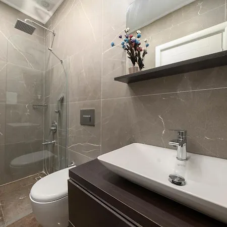Villa In Sleeps 8 With Pool And Air Con Kalkan